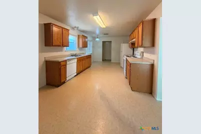2313 Upland Bend Drive, Temple, TX 76502 - Photo 5