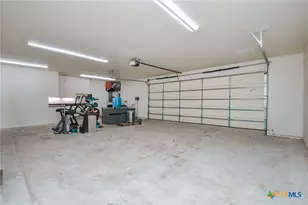 108 Ontario St, Victoria, TX 77905 - Photo 29