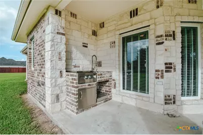 108 Ontario Street, Victoria, TX 77905 - Photo 31