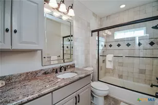 108 Ontario St, Victoria, TX 77905 - Photo 17