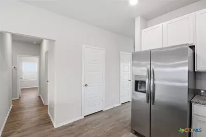 292 Legacy Circle, New Braunfels, TX 78130 - Photo 11