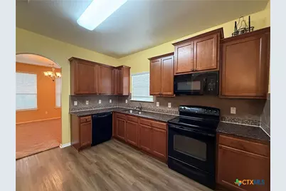 302 Sandra Sue Drive, Killeen, TX 76542 - Photo 5