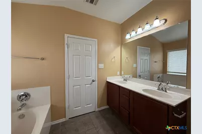 302 Sandra Sue Drive, Killeen, TX 76542 - Photo 13