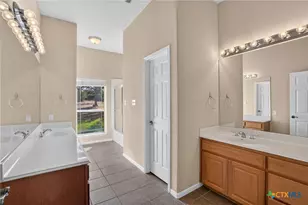 986 High Grove Rd, Cedar Creek, TX 78612 - Photo 13