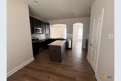 5712 Red Fish Court, Belton, TX 76513 - Photo 11