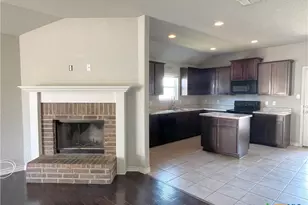 2525 Elk Creek St, Temple, TX 76504 - Photo 5