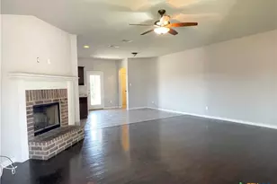 2525 Elk Creek St, Temple, TX 76504 - Photo 3