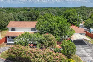 580 E Zipp Rd, New Braunfels, TX 78130 - Photo 1
