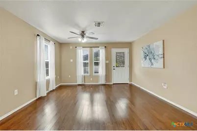 580 E Zipp Road, New Braunfels, TX 78130 - Photo 29