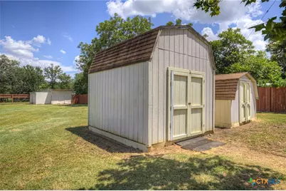 580 E Zipp Road, New Braunfels, TX 78130 - Photo 43