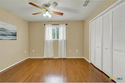 580 E Zipp Road, New Braunfels, TX 78130 - Photo 35