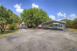 580 E Zipp Rd, New Braunfels, TX 78130 - Photo 3