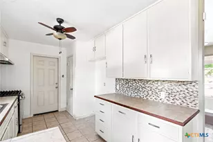 2514 Cardinal St, Victoria, TX 77901 - Photo 13
