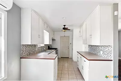 2514 Cardinal Street, Victoria, TX 77901 - Photo 11