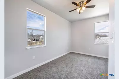 600 Kimbro Street, Taylor, TX 76574 - Photo 13