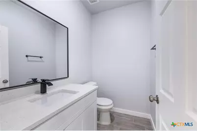 600 Kimbro Street, Taylor, TX 76574 - Photo 5
