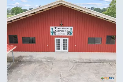 1401 N Wells Street, Edna, TX 77957 - Photo 1