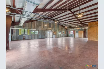 1401 N Wells Street, Edna, TX 77957 - Photo 7