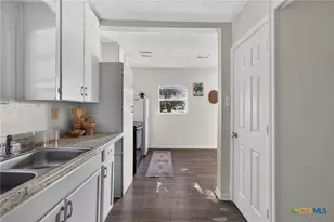 1208 S 26th St, Temple, TX 76501 - Photo 13