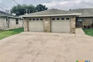 2722 N Heynis, New Braunfels, TX 78130 - Photo 1