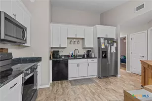 6731 Athens St, Belton, TX 76513 - Photo 13