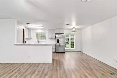 1501 N Wall Street, Belton, TX 76513 - Photo 11