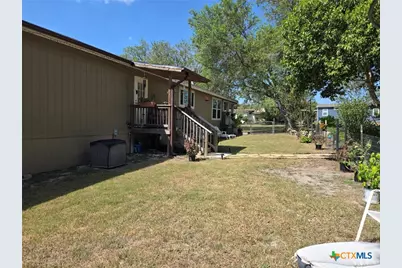 327 Reyna Lane, Seguin, TX 78155 - Photo 27