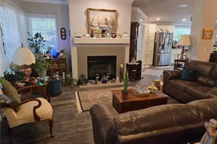 327 Reyna Ln, Seguin, TX 78155 - Photo 3