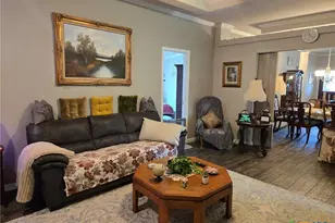 327 Reyna Ln, Seguin, TX 78155 - Photo 5