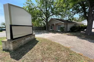 1628 Aquarena Springs Dr, San Marcos, TX 78666 - Photo 1