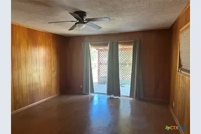 408 Royal Oak Drive, Victoria, TX 77905 - Photo 9
