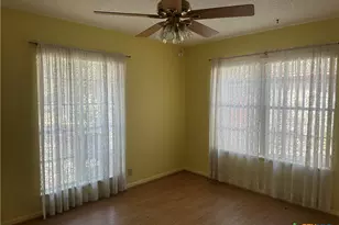 408 Royal Oak Dr, Victoria, TX 77905 - Photo 5
