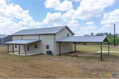 373 Cross Road, Kingsbury, TX 78638 - Photo 3