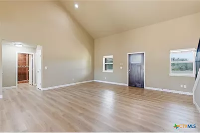 373 Cross Road, Kingsbury, TX 78638 - Photo 5