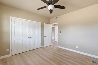 373 Cross Road, Kingsbury, TX 78638 - Photo 15