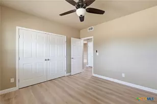 373 Cross Rd, Kingsbury, TX 78638 - Photo 15