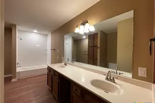 105 Blanco St, San Marcos, TX 78666 - Photo 13