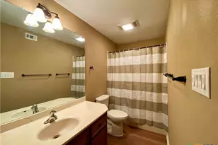 105 Blanco St, San Marcos, TX 78666 - Photo 9