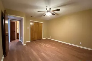 105 Blanco St, San Marcos, TX 78666 - Photo 7