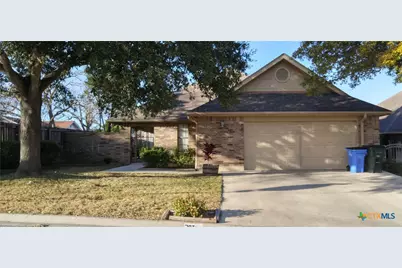 702 Cedar Parkway, Seguin, TX 78155 - Photo 1
