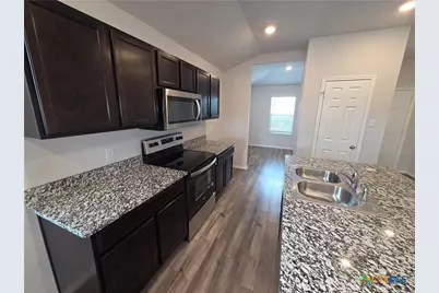 1049 Velvet Court, Troy, TX 76579 - Photo 5