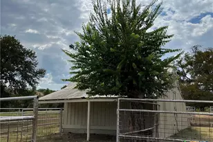 4009 N Hwy 183, Lampasas, TX 76550 - Photo 13