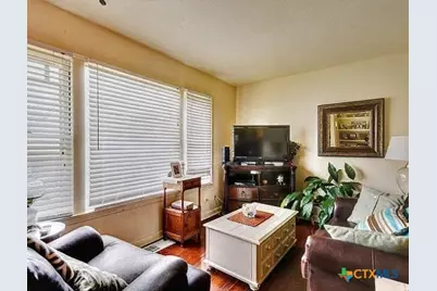 460 Comal Avenue, New Braunfels, TX 78130 - Photo 3