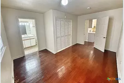 460 Comal Avenue, New Braunfels, TX 78130 - Photo 11