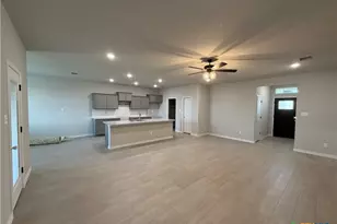 3108 Seeker St, Killeen, TX 76549 - Photo 5