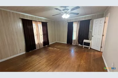 421 Fm 1600, Cameron, TX 76520 - Photo 11