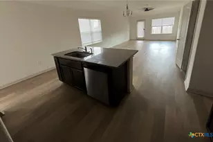 216 Frederick Dr, Georgetown, TX 78626 - Photo 5