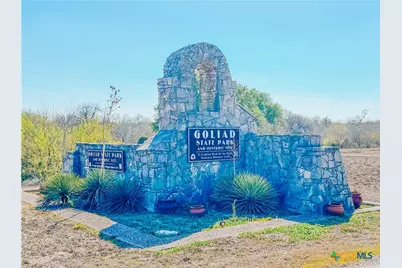 822 E Fannin Street, Goliad, TX 77963 - Photo 17
