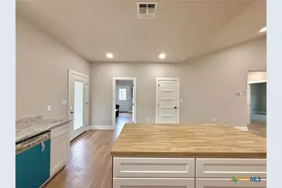 84 Paloma Road, Victoria, TX 77905 - Photo 11