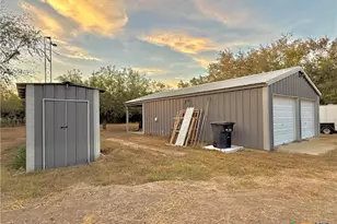 84 Paloma Rd, Victoria, TX 77905 - Photo 31